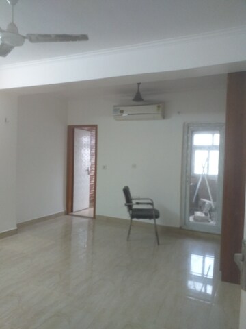 Room in  Office Space at East Patel Nagar – for Rent