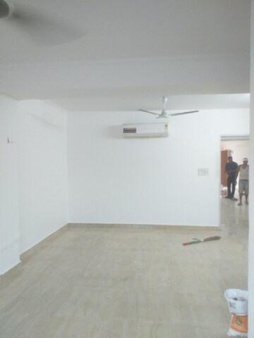 Room in  Office Space at East Patel Nagar – for Rent