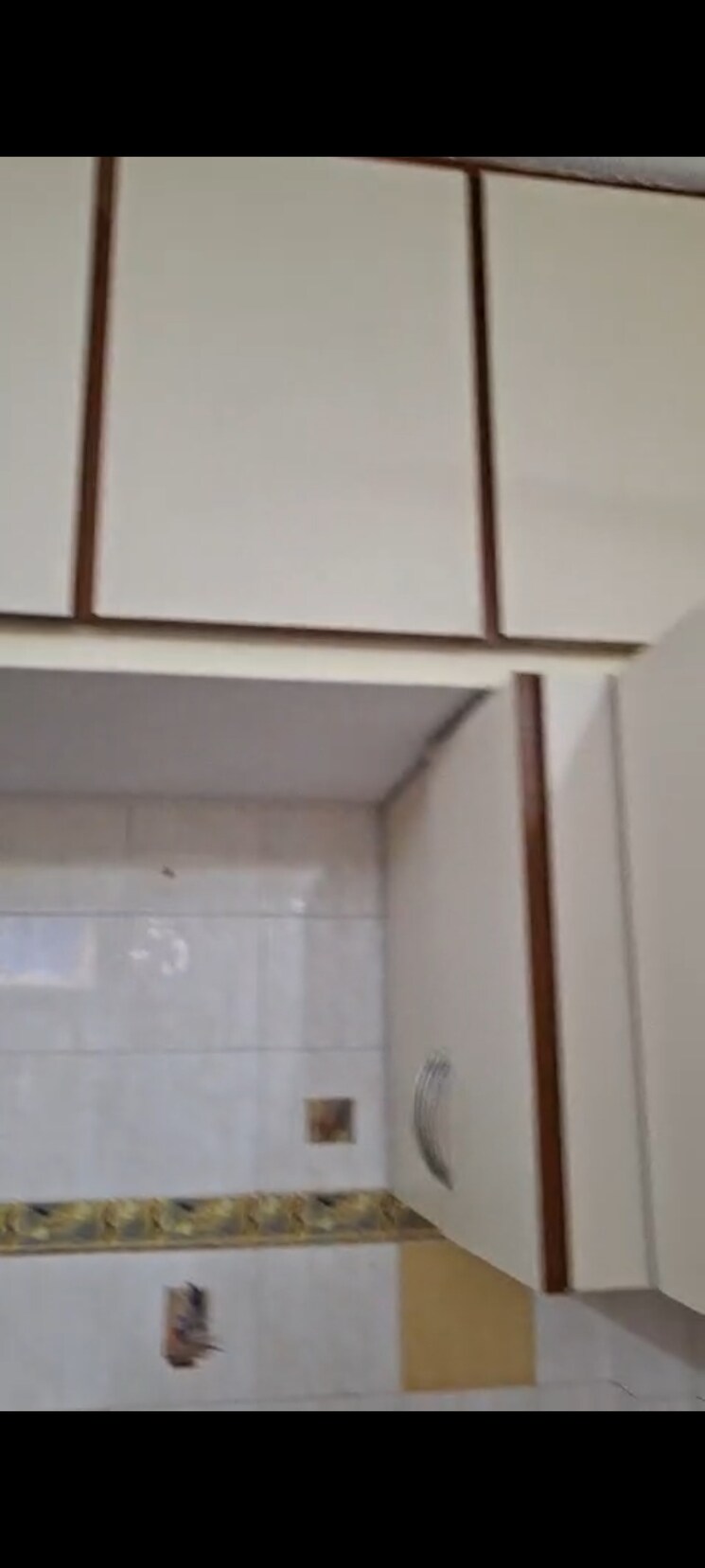 Other, vile parle east 1 Bedroom 500 Sq.Ft. Apartment In Vile Parle East Mumbai 9109008