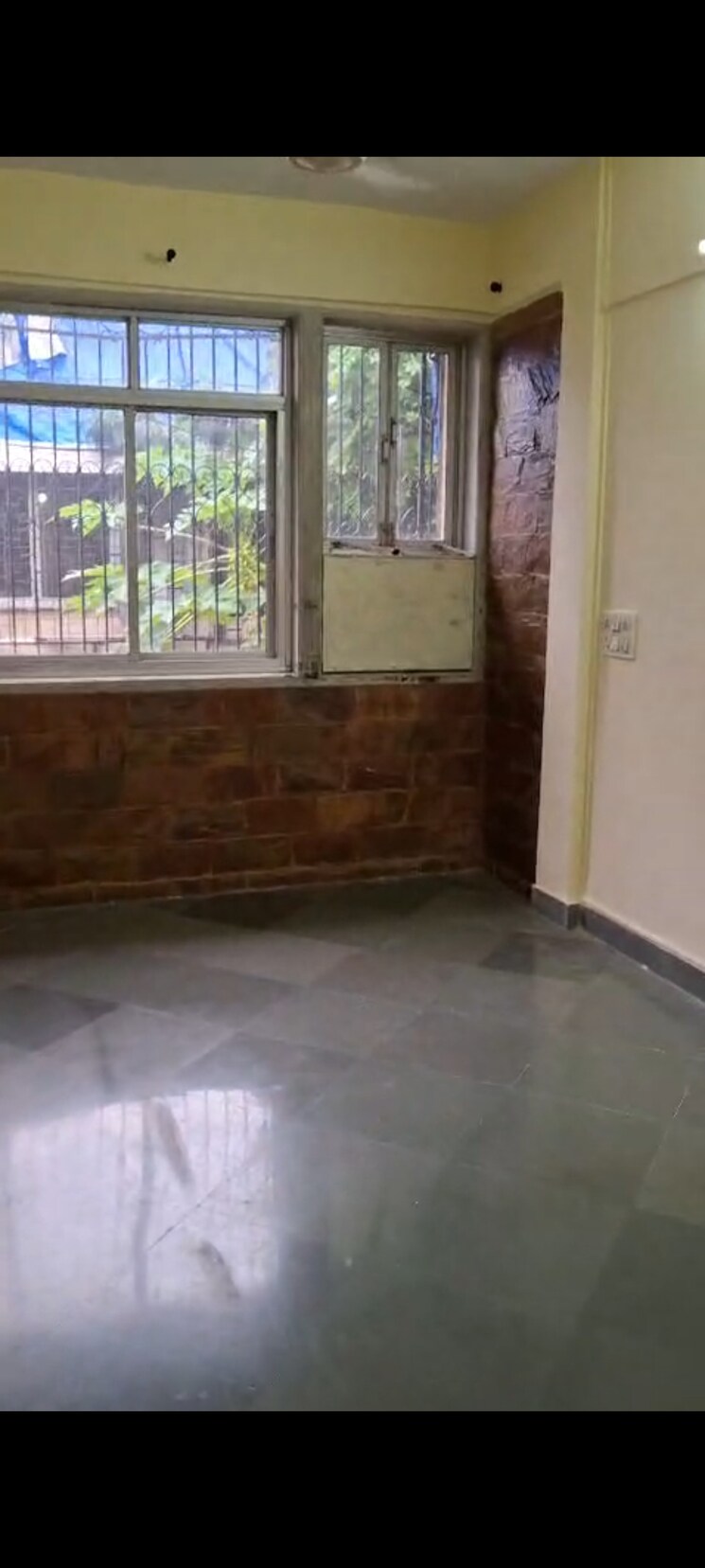 Room, vile parle east 1 Bedroom 500 Sq.Ft. Apartment In Vile Parle East Mumbai 9109008