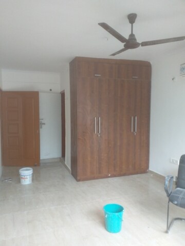 Room in  Office Space at East Patel Nagar – for Rent