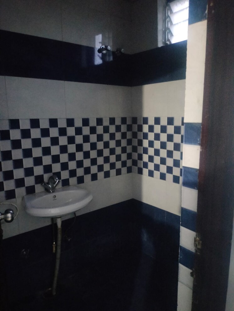 Bathroom, amethi 2 Bedroom 1300 Sq.Ft. Apartment In Amethi Lucknow 9109024