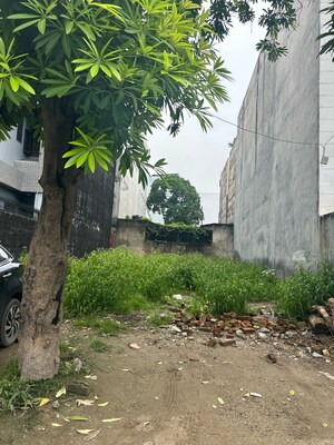  Plot For Sale in Sector 49