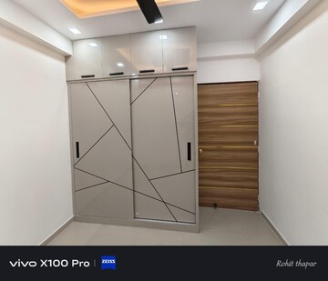 Room in 3 BHK Apartment at Conscient Habitat Residences, Sector 78 – for Rent
