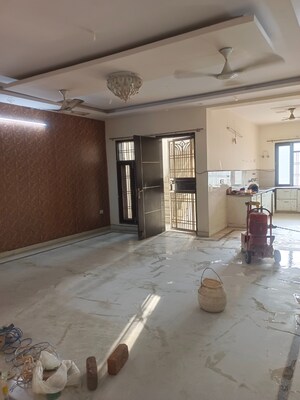 Living Room in 3 BHK Builder Floor at Green Fields Colony – for Sale