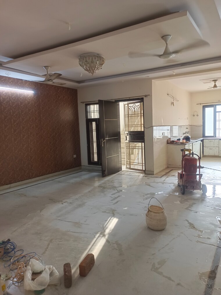 Living Room, green fields colony 3 Bedroom 1800 Sq.Ft. Builder Floor In Green Fields Colony Faridabad 9109033