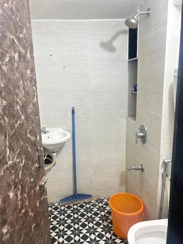 Attached Bathroom in 1 BHK Apartment at Montana CHS, Andheri West – for Sale