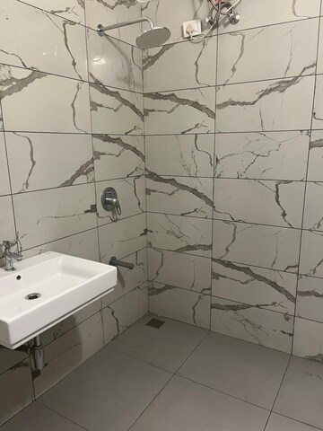 Bathroom in 6+ BHK Independent House at Boutique Residential Apartments 35, Golf Links – for Rent