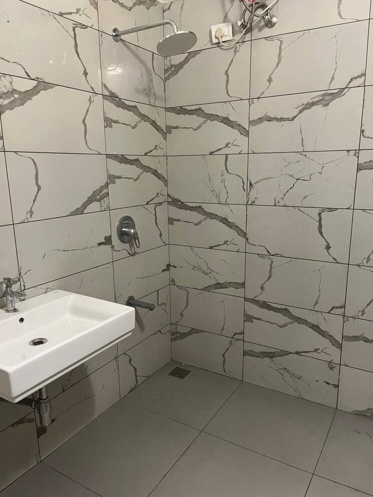 Bathroom, boutique-residential-apartments-35 6+ Bedroom 6000 Sq.Ft. Independent House In Golf Links Delhi 9109043