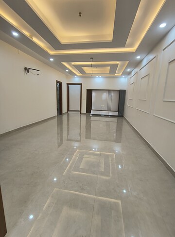 Staircase in 3 BHK Builder Floor at Green Fields Colony – for Sale