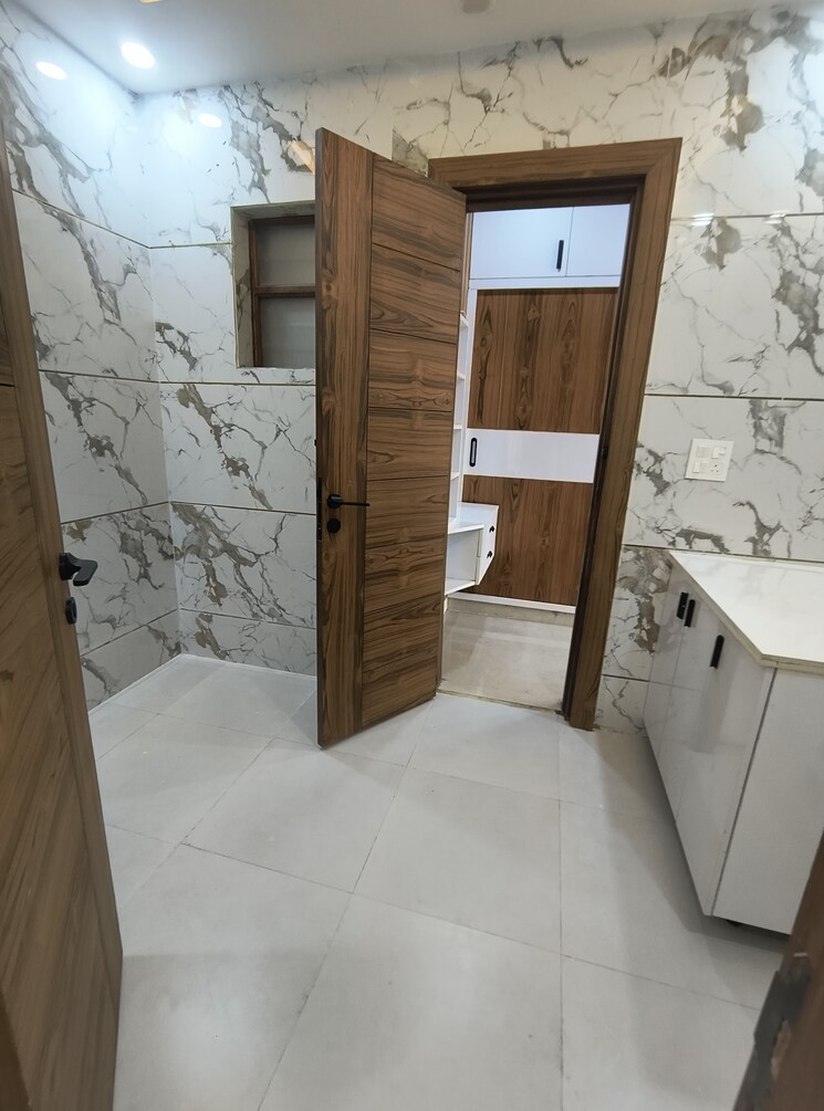 Kitchen, green fields colony 3 Bedroom 1800 Sq.Ft. Builder Floor In Green Fields Colony Faridabad 9109115