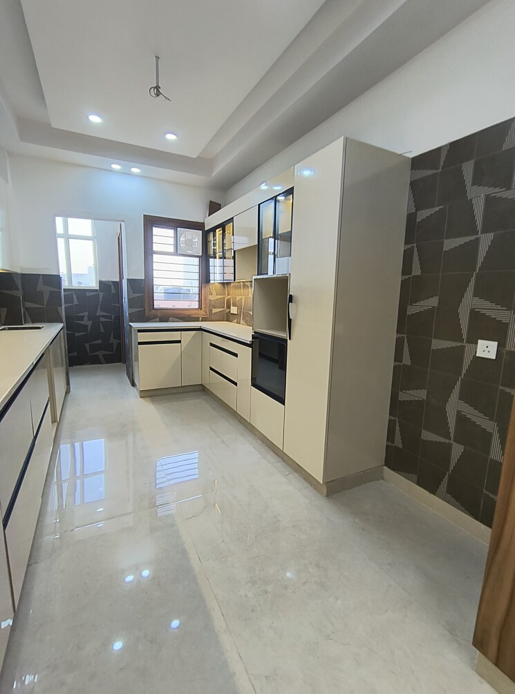 Kitchen, green fields colony 3 Bedroom 1800 Sq.Ft. Builder Floor In Green Fields Colony Faridabad 9109115