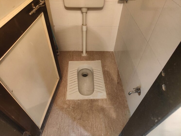 Bathroom, rajyog-township 2 Bedroom 1000 Sq.Ft. Apartment In Sinhagad Road Pune 9109124
