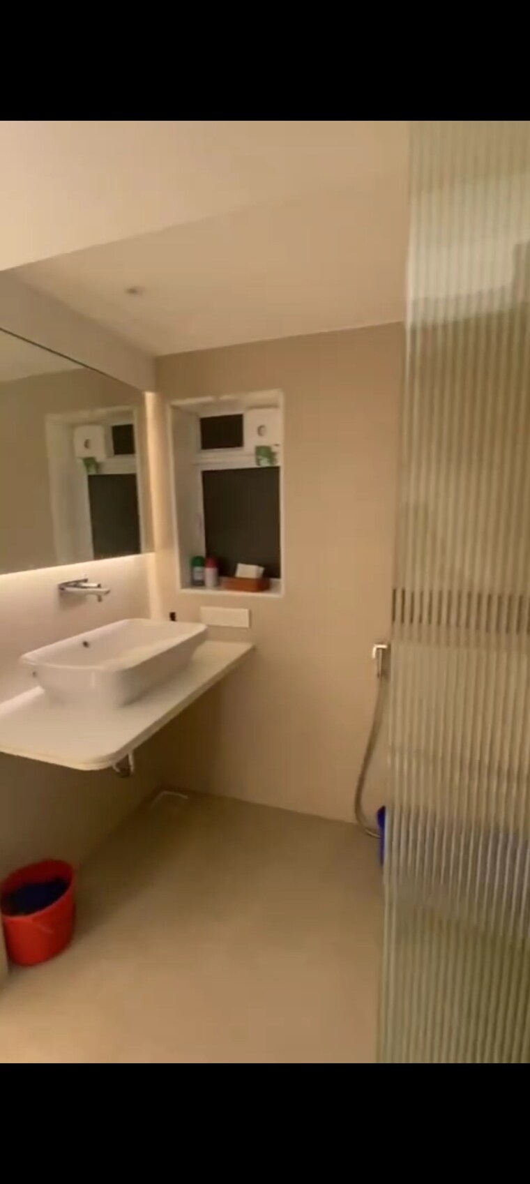 Bathroom, parinee-i Commercial Office Space 1100 Sq.Ft. In Andheri West Mumbai 9109145