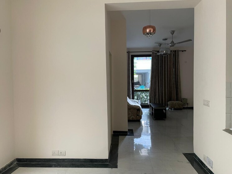 Room, ss-southend-floors 3 Bedroom 1865 Sq.Ft. Builder Floor In South City 2 Gurgaon 9109180