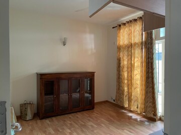 3 BHK Builder Floor For Rent in SS Southend Floors, South City 2