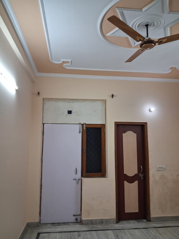 undefined, sector 45 2 Bedroom 263 Sq.Yd. Builder Floor In Sector 45 Gurgaon 9109218