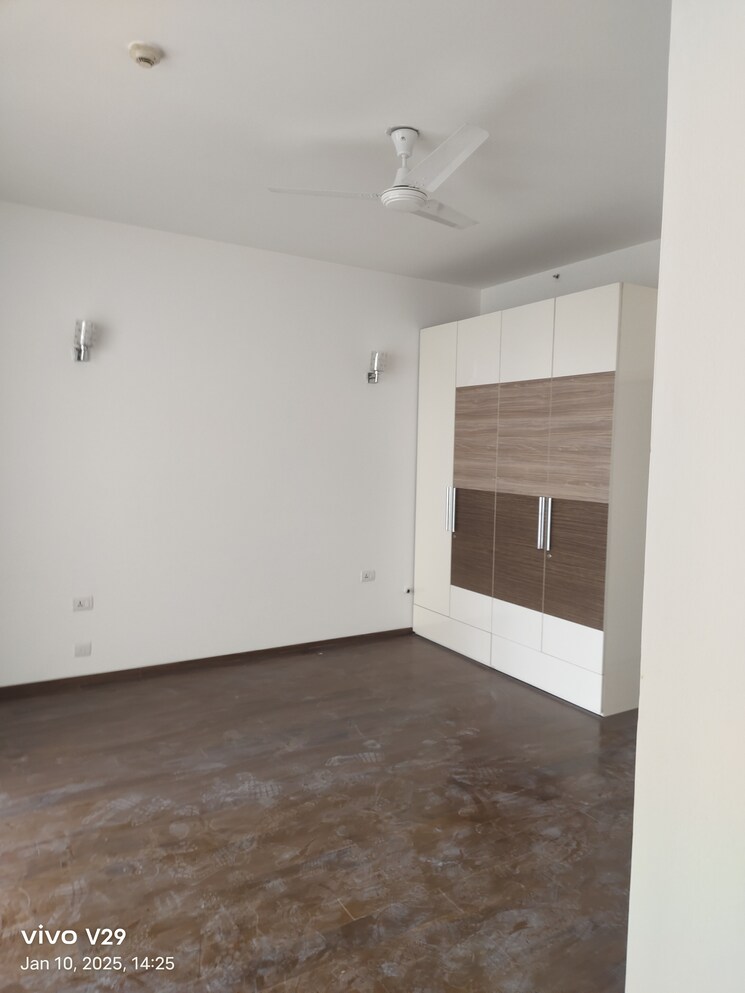 Room, orchid-gardens 5 Bedroom 3795 Sq.Ft. Apartment In Sector 54 Gurgaon 9109205