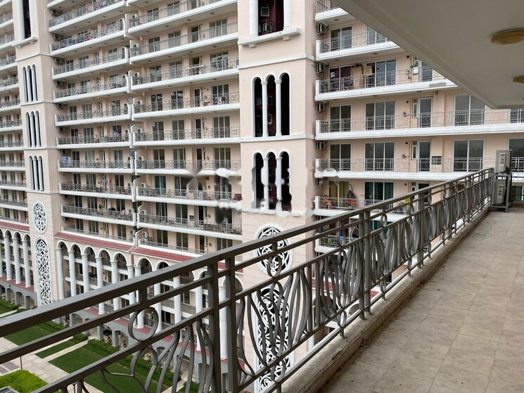 Balcony, dlf-the-skycourt 3 Bedroom 1255 Sq.Ft. Apartment In Sector 86 Gurgaon 9109228