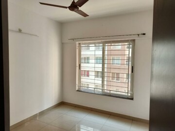  2 BHK Apartment at Amanora Victory Towers, Hadapsar – for Rent