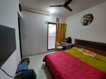 Bedroom in 2 BHK Apartment at Runwal Eirene, Balkum Pada – for Sale