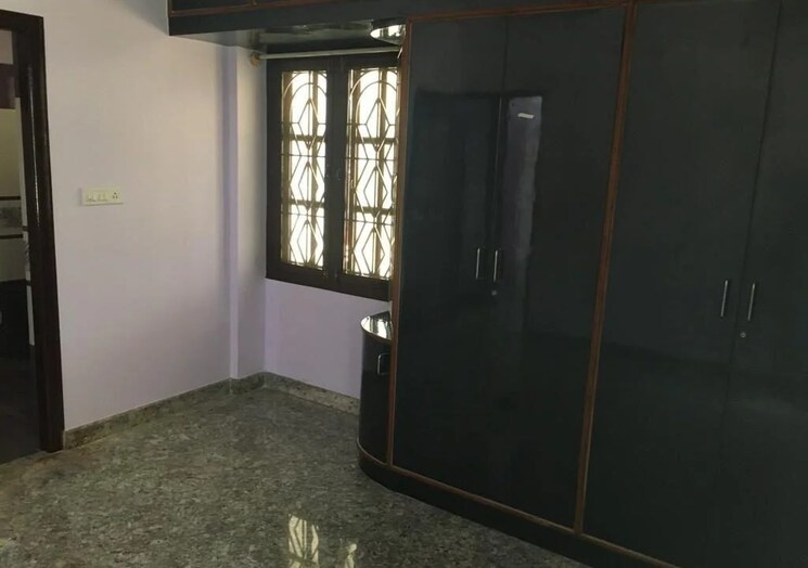 Room, nri layout 6+ Bedroom 2200 Sq.Ft. Independent House In Nri Layout Bangalore 9109278