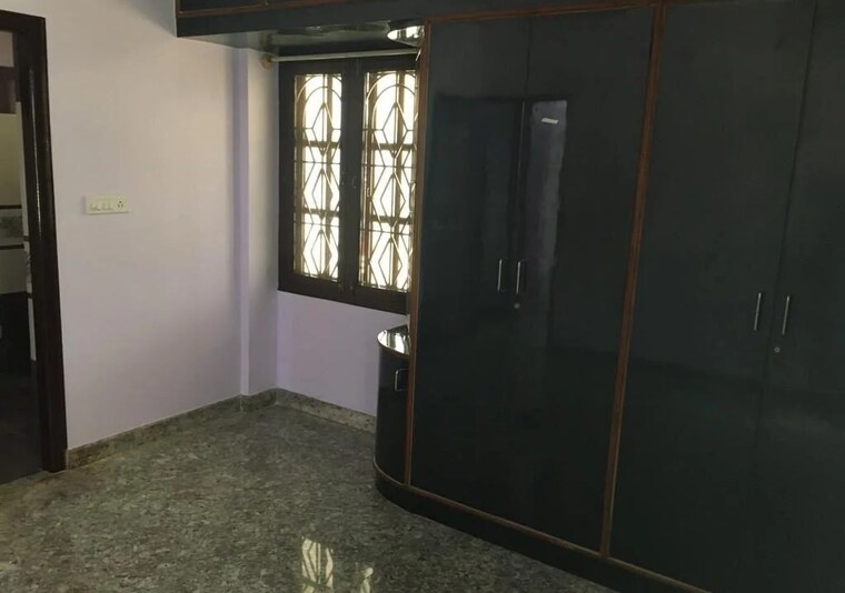 Room, nri layout 6+ Bedroom 2200 Sq.Ft. Independent House In Nri Layout Bangalore 9109278