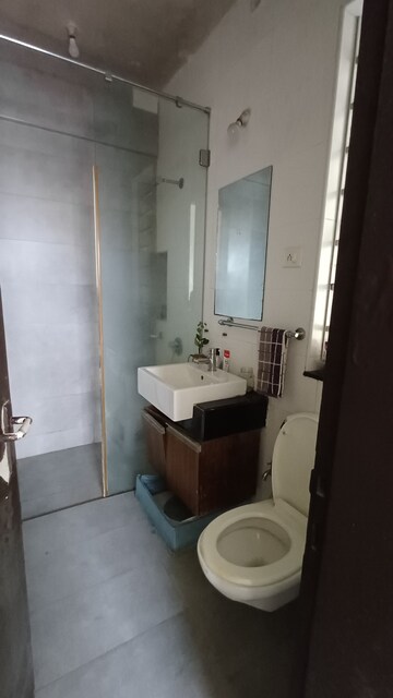 Attached Bathroom in 3 BHK Apartment at Sheth Vasant Lawns, Laxmi Nagar – for Rent