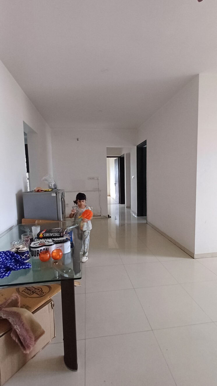 Living Room, sheth-vasant-lawns 3 Bedroom 1200 Sq.Ft. Apartment In Laxmi Nagar Thane 9109353