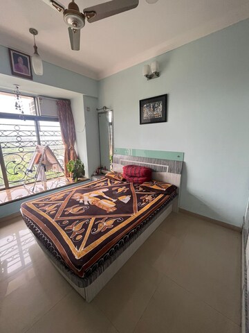 Bedroom in 2 BHK Apartment at Kanakia Spaces Challenger, Kandivali East – for Sale