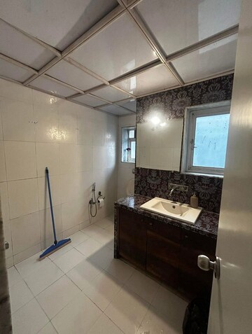 Bathroom in 1 BHK Apartment at Bandra West – for Rent