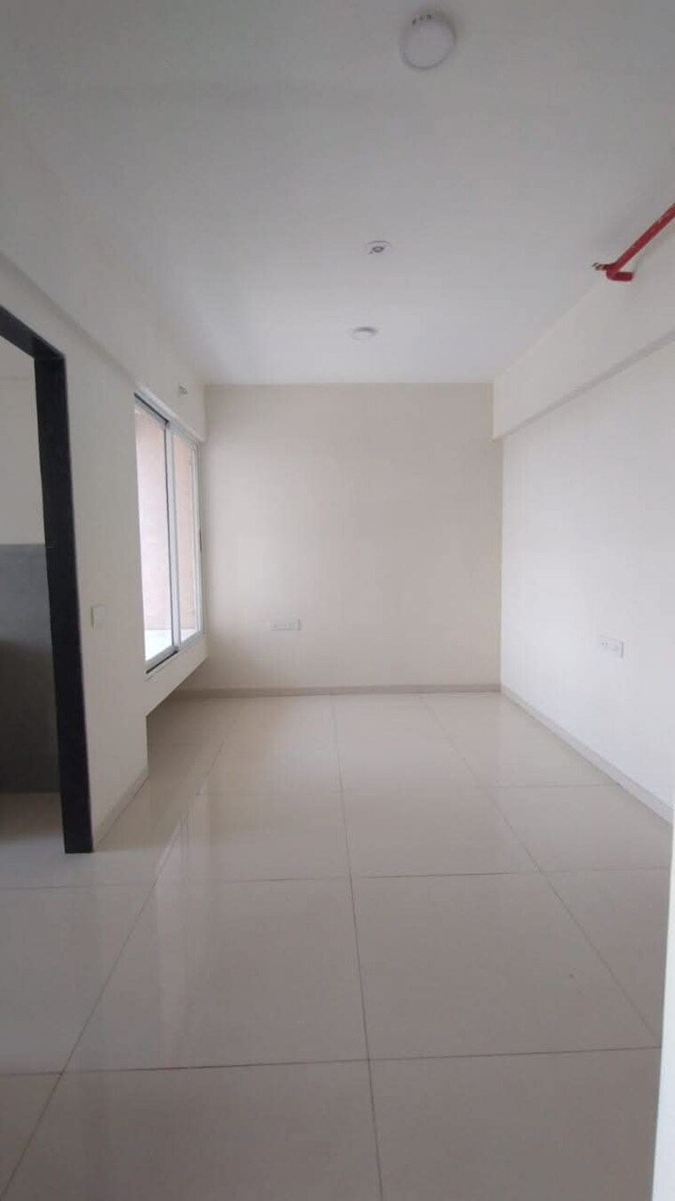 Room, minal-chaya-chs 1 Bedroom 500 Sq.Ft. Apartment In Uthalsar Thane 9109397