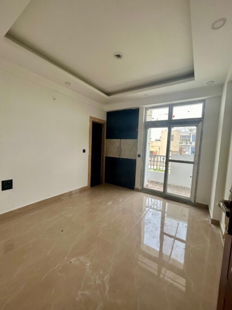 Room, jkg-palm-residency 2.5 Bedroom 2350 Sq.Ft. Penthouse In Clement Town Dehradun 9109427