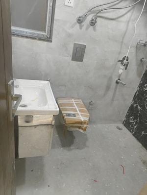 Bathroom in 4 BHK Apartment at Vasant Kunj – for Sale