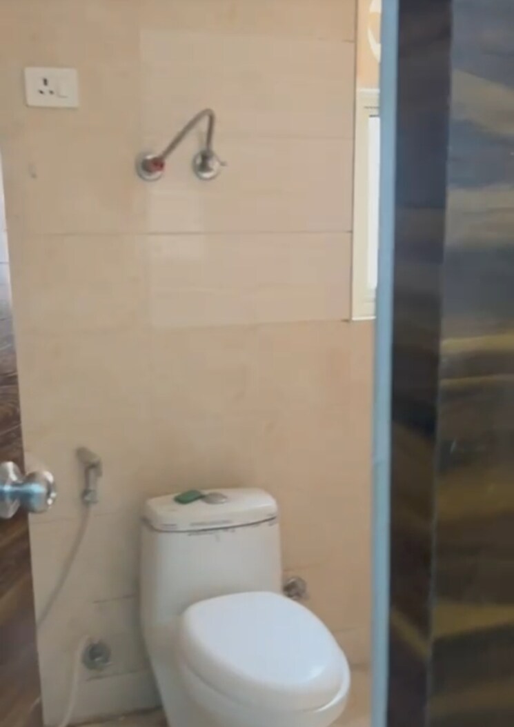 Bathroom, eureka-diya-green-city 2 Bedroom 968 Sq.Ft. Apartment In Raj Nagar Extension Ghaziabad 9109510