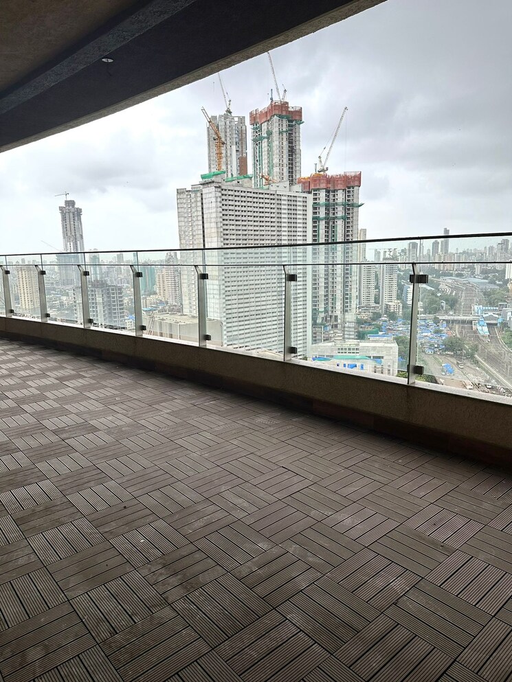 Balcony, lokhandwala-minerva-mahalaxmi 3 Bedroom 2000 Sq.Ft. Apartment In Mahalaxmi Mumbai 9109487