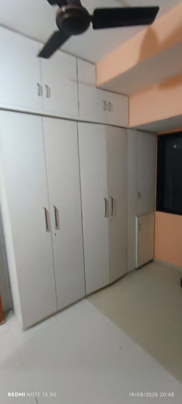 Room in 2 BHK Apartment at RNA NG Regency Phase I, Balkum Pada – for Rent
