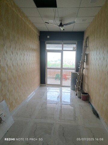  Shop – Exterior View View at Wave City - for Rent