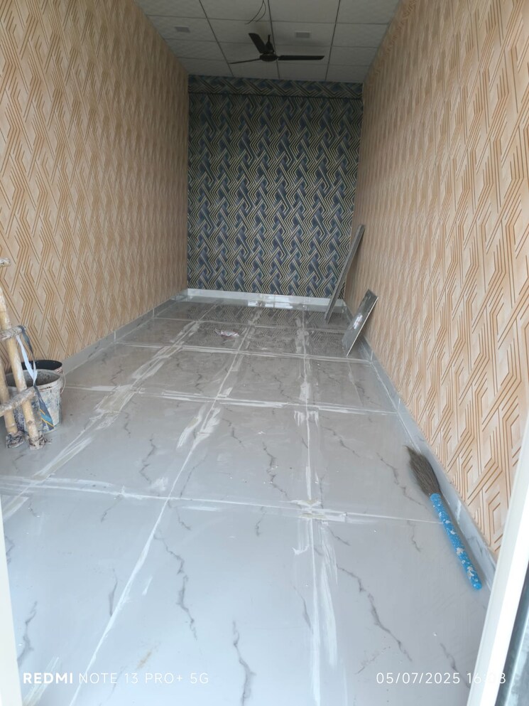 Exterior View, wave city Commercial Shop 600 Sq.Ft. In Wave City Ghaziabad 9109517