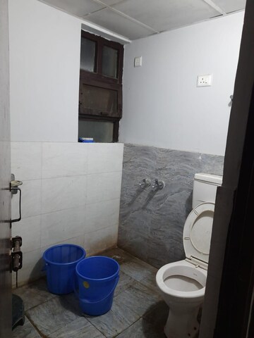 Bathroom in 3 BHK Apartment at Auric City Homes, Sector 82 – for Rent