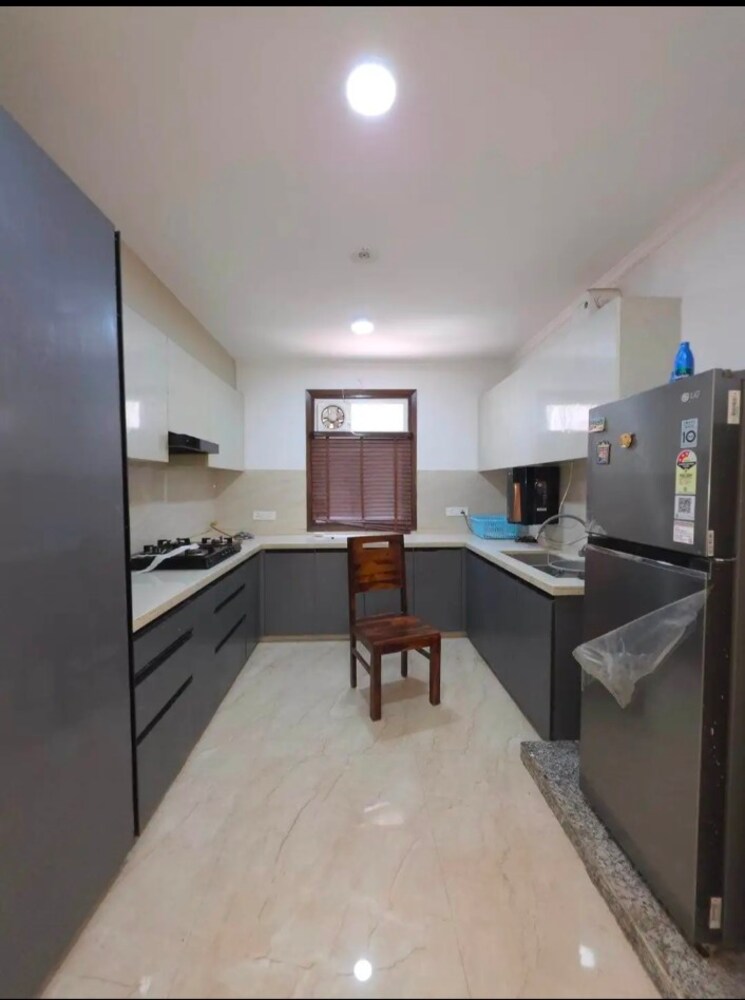 Kitchen, freedom fighters enclave 2 Bedroom 900 Sq.Ft. Builder Floor In Freedom Fighters Enclave Delhi 9109512