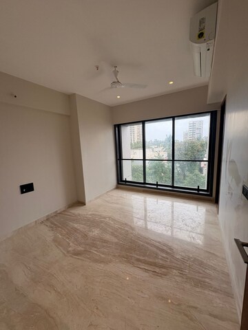 Room in 2 BHK Apartment at Seasons Trimurti, Santacruz West – for Rent
