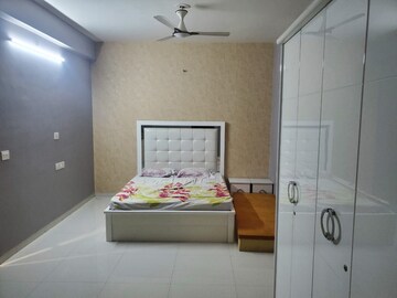 3 BHK Penthouse For Rent in Shreeji Pratham Priority, Nava Naroda