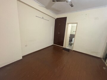 2 BHK Apartment For Rent in Maxblis White House, Sector 75