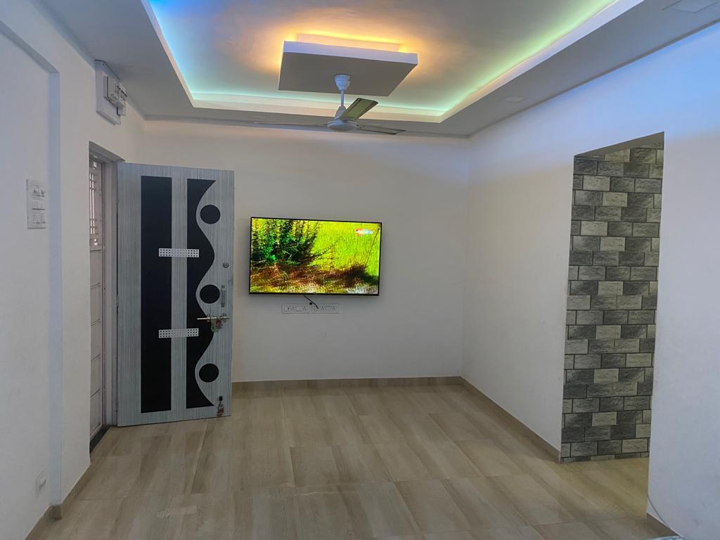 2 BHK + Servant Room Apartment For Rent in Shivpushpa Park