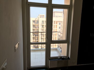 Room in 3 BHK Apartment at BPTP Park Elite Premium, Sector 84 – for Rent