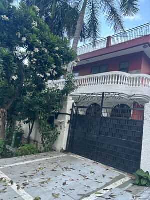 5 BHK Independent House – Exterior View View at Sector 55 - for Sale