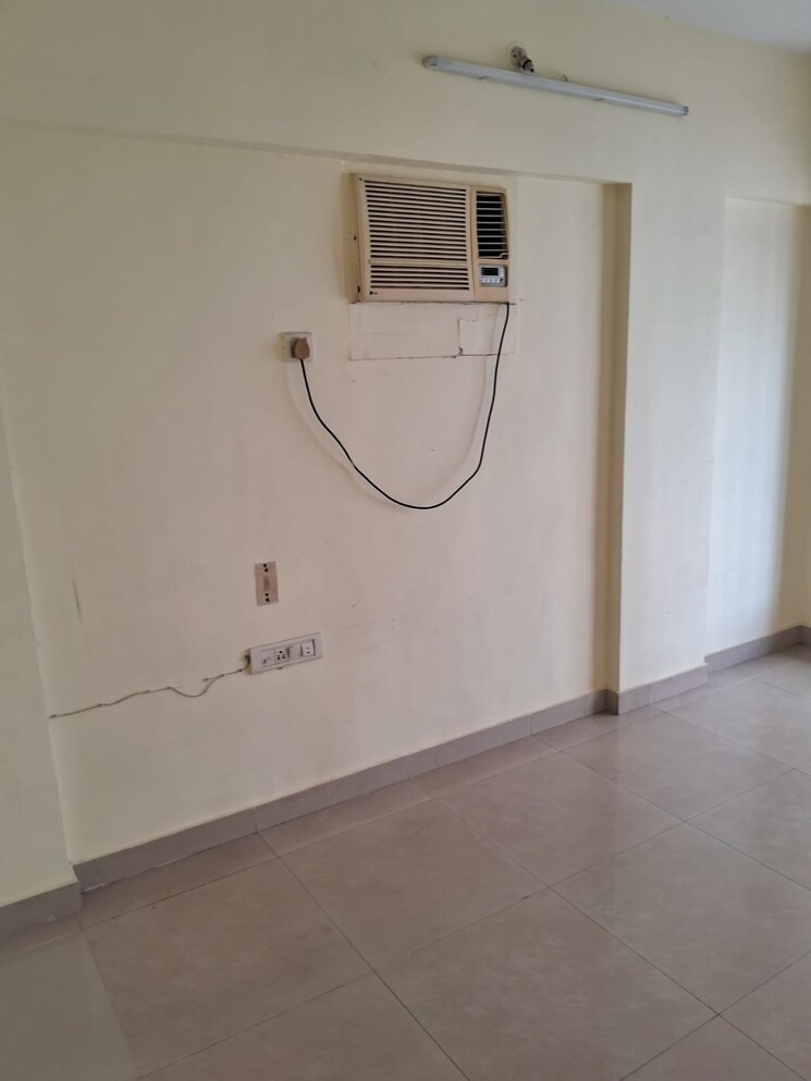 Bathroom, indra-apartment 2 Bedroom 850 Sq.Ft. Apartment In Deonar Mumbai 9109604