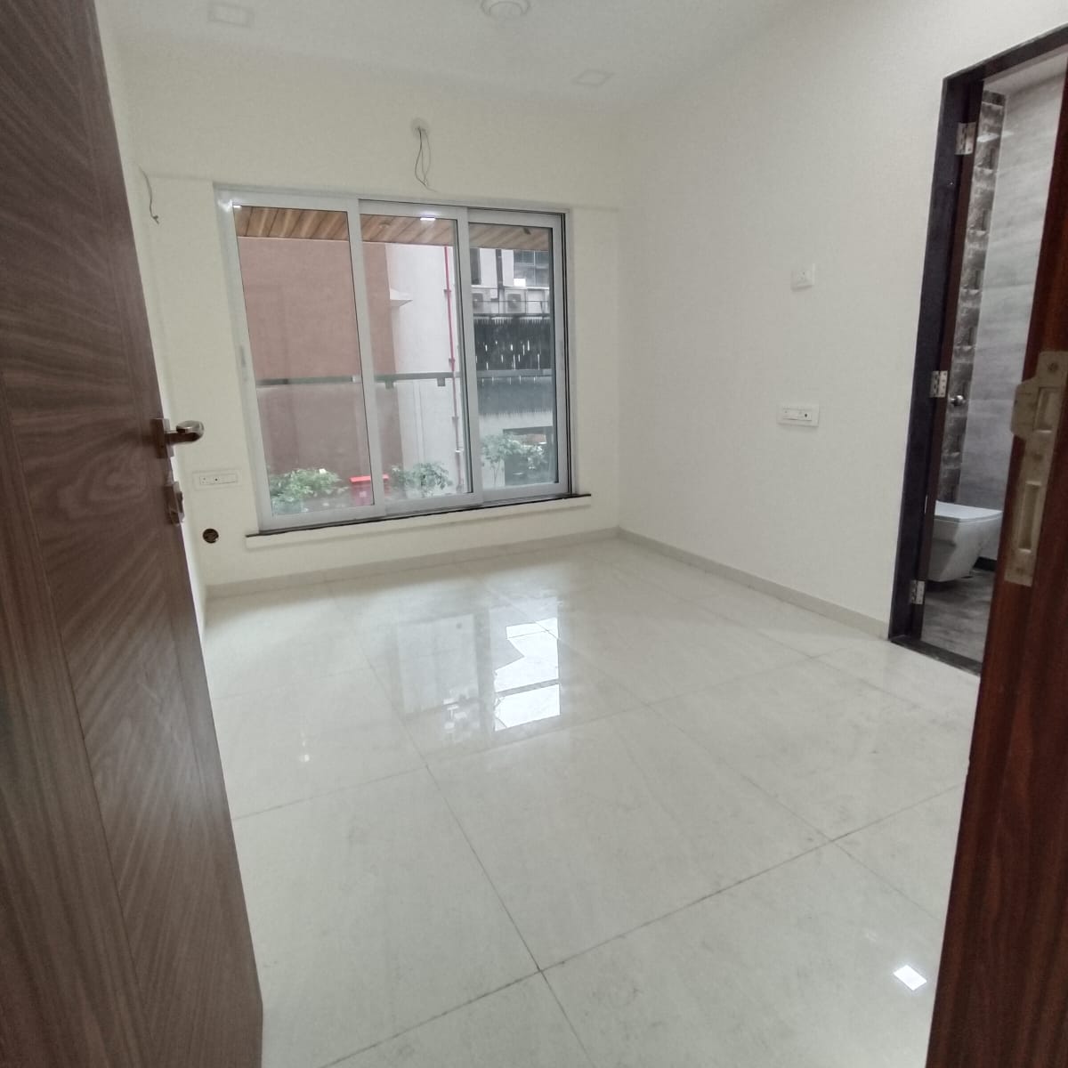 2 BHK + Pooja Room Apartment For Rent in Jiten Apartment