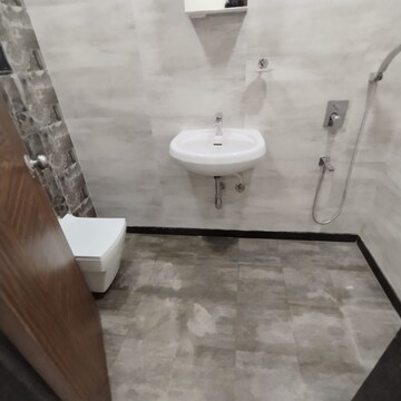 Bathroom in 2 BHK Apartment at Jiten Apartment, Andheri West – for Rent